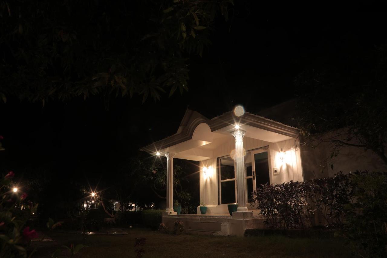 Serengeti Resort By Nirvana Sasan Gir Exterior photo